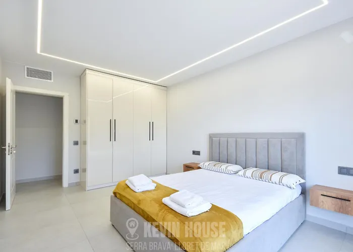 Apartament Kevin House - Serra Brava,