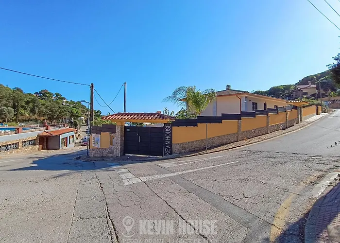 Kevin House - Serra Brava,